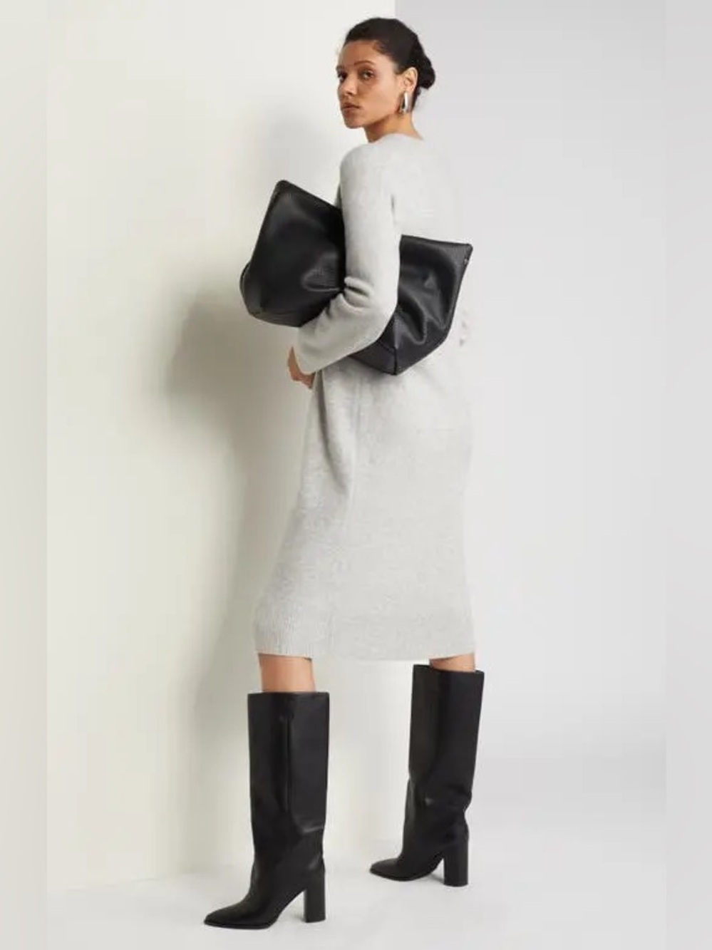 NEW STEVE MADDEN Blanco Black Leather Boot Size
9